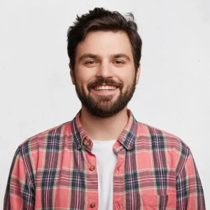 young-bearded-man-with-striped-shirt young-bearded-man-with-striped-shirt